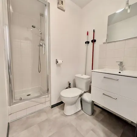 Modern - Free Parking, Near Train Station & Downtown Гренобль